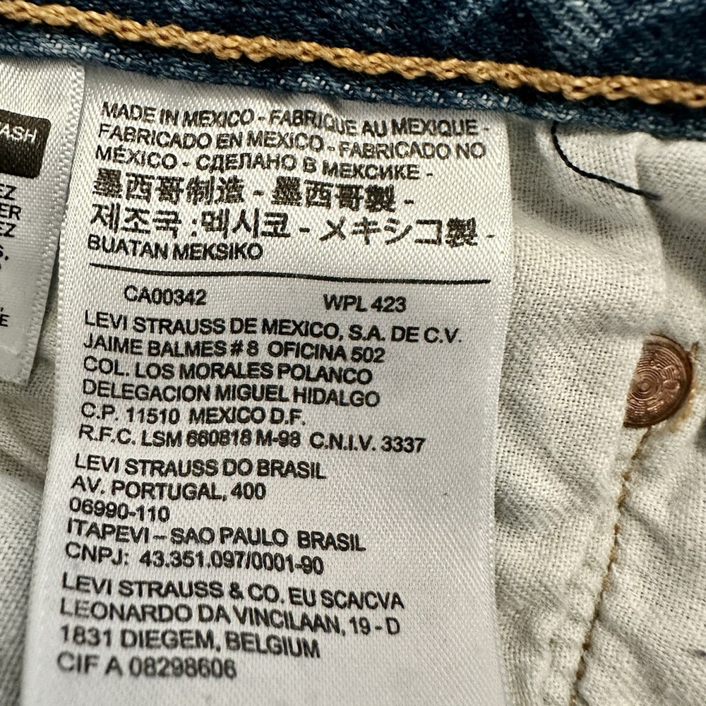 Levi's 501 Men Jeans 36W 32L Button Fly Blue Denim Mexico Measures 36W 30L - Picture 7 of 8